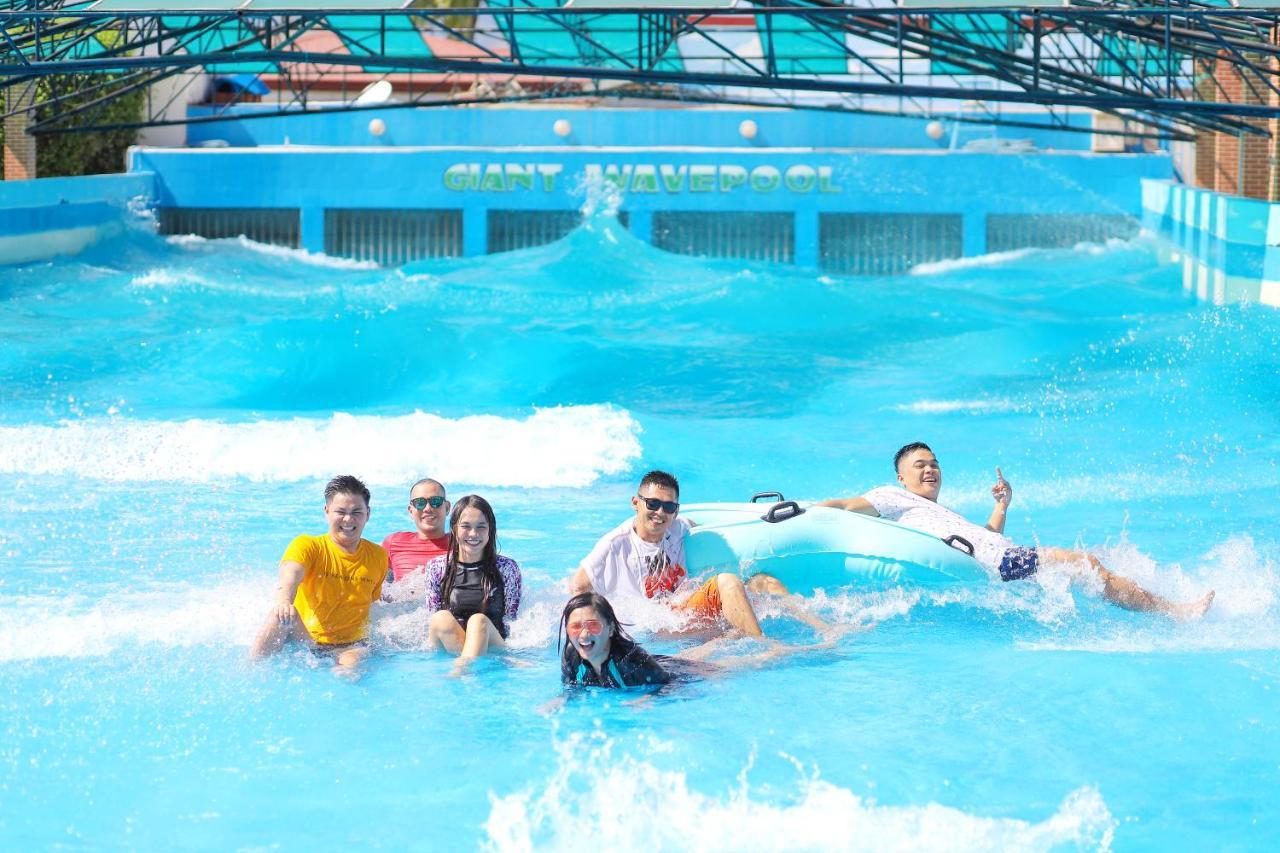 Whiterock Beach Hotel And Waterpark Subic Bay Luaran gambar